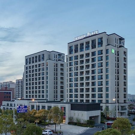 One Sunland Serviced Suites Managed By Lanson Place Shanghai Buitenkant foto