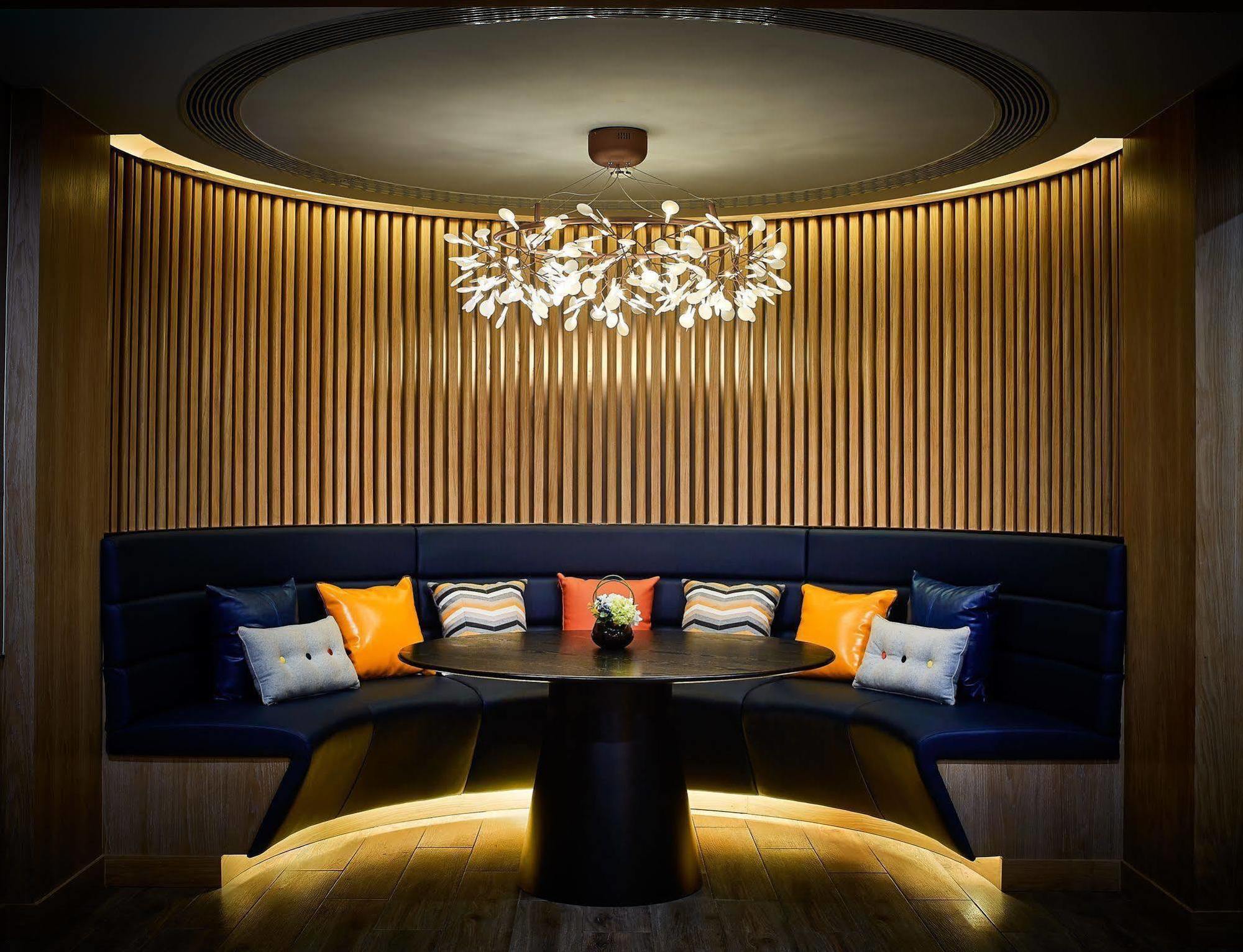 One Sunland Serviced Suites Managed By Lanson Place Shanghai Buitenkant foto